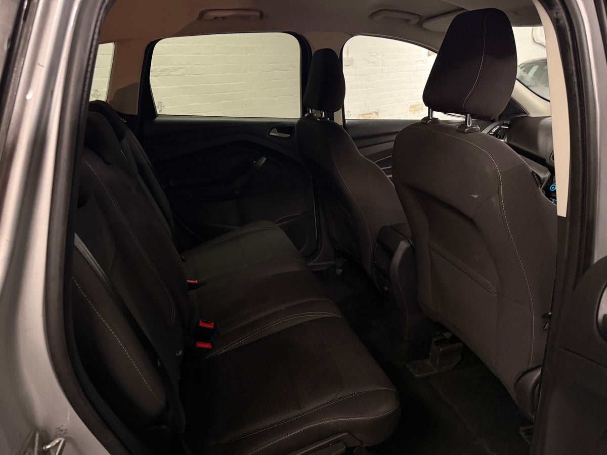 2017 FORD KUGA ZETEC Tdci 4X4 2L 150 AWD Start/Stop £3,995.00